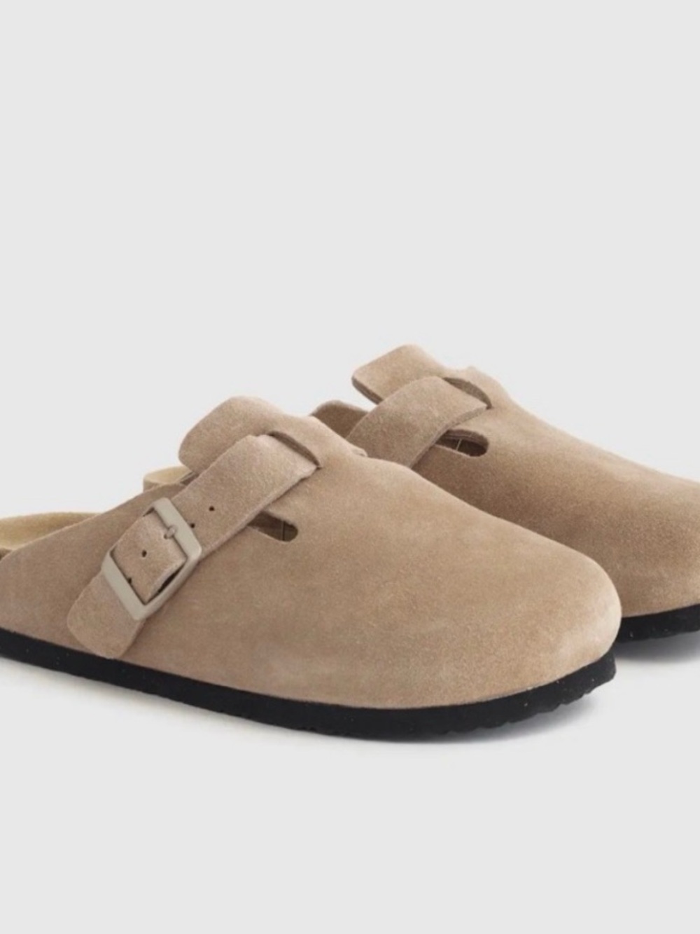 Quince water repellent suede clogs